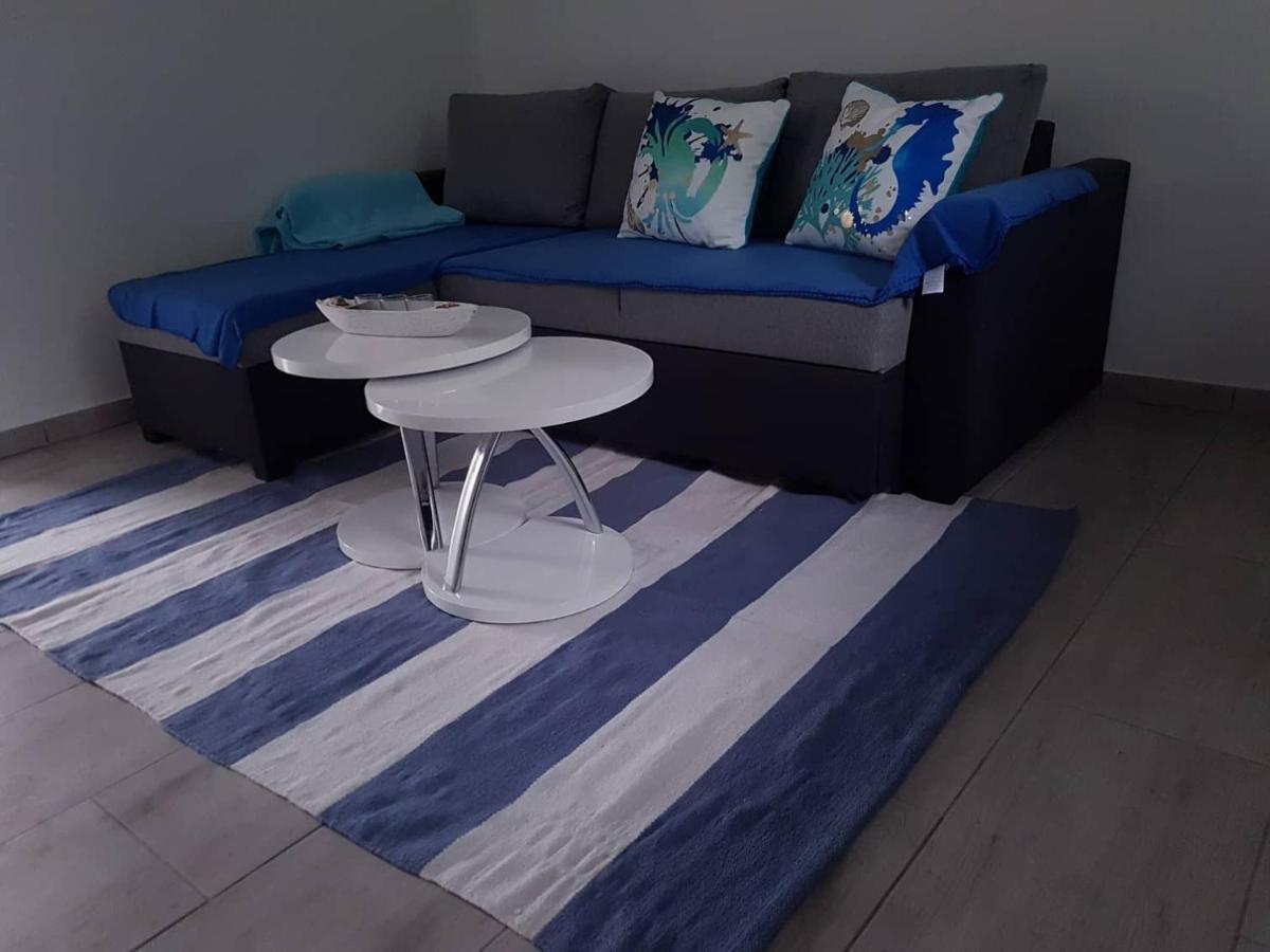 Sound Of The Sea Apartment Vrsi Exterior photo